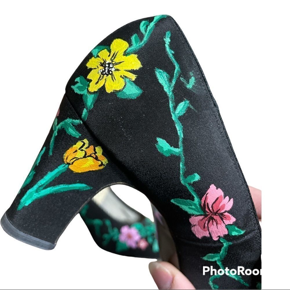Vintage  80’s Floral Hand Painted Grosgrain fabric Black Heeled Pumps size 7 - Picture 8 of 12